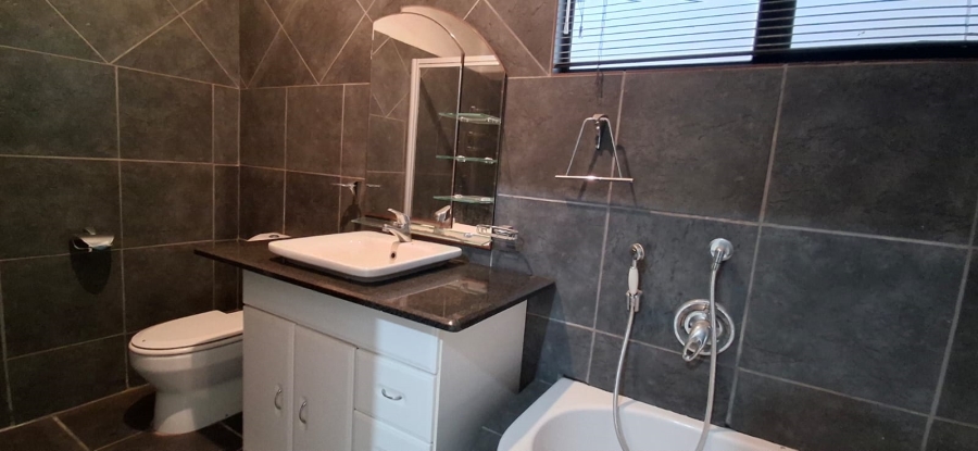 3 Bedroom Property for Sale in Gonubie Eastern Cape